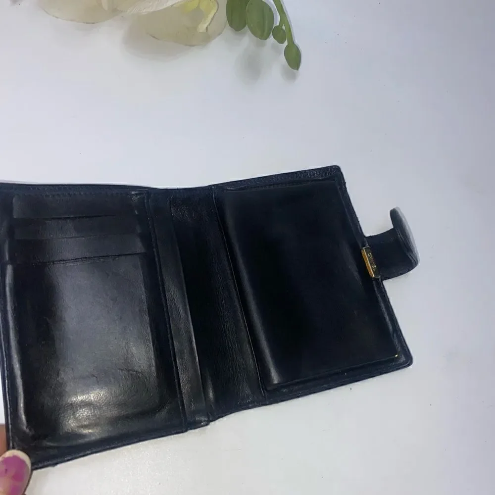 Authentic Chanel Caviar Compact Wallet Black - Picture 4 of 10